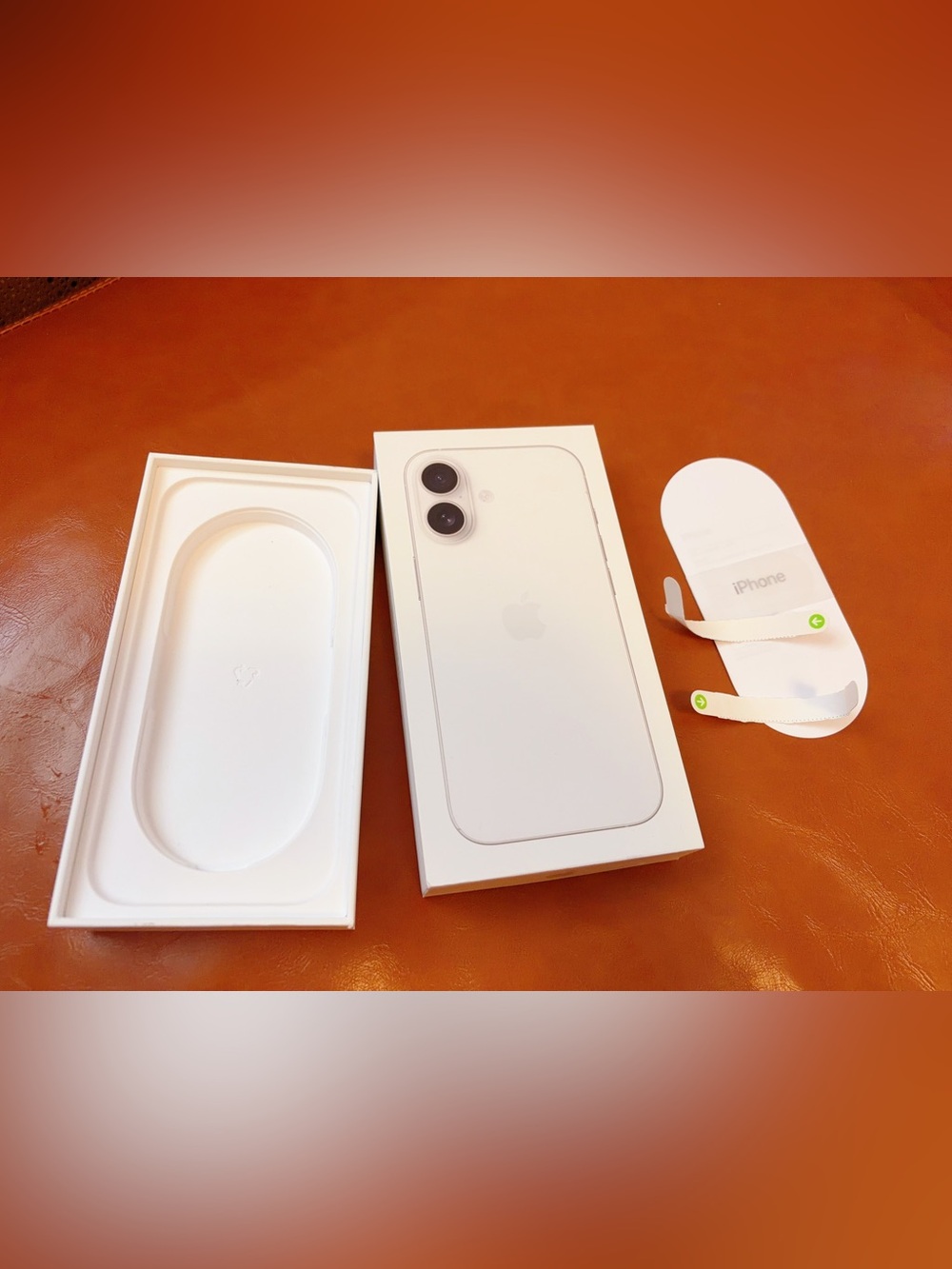 iPhone 17 White 512GB BOX ONLY